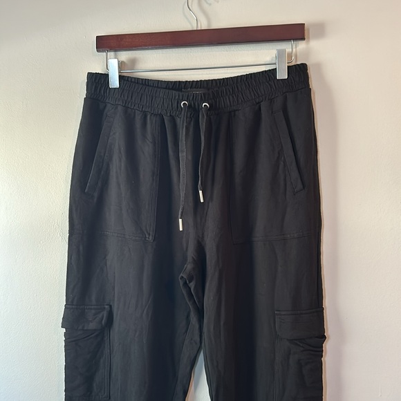 Black Banana Republic Cargo Style Sweat Pants Size Medium - Picture 2 of 6